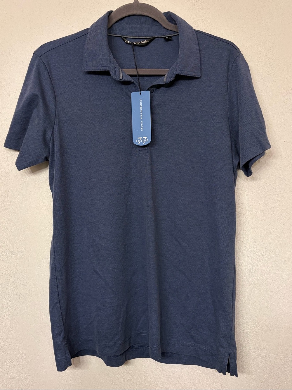 Travis Mathew Men's Navy Golf Polo with Logo on Sleeve Size Medium NWT
